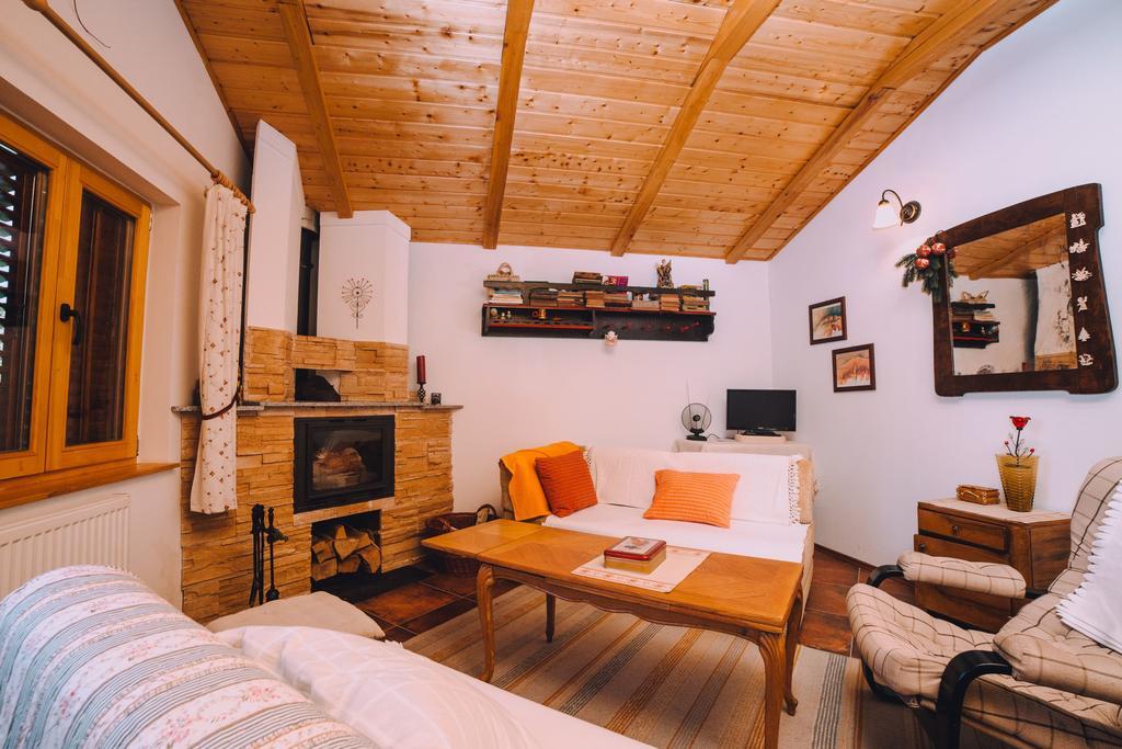 Holiday Home Castanea Praporcan エクステリア 写真